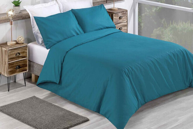 Canaria Tex is a reliable Cotton and Polycotton dyed Bedding Supplier. We have decades of experience in supplying plain dyed luxury bedding.
