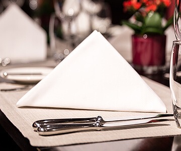 Table cover and napkin